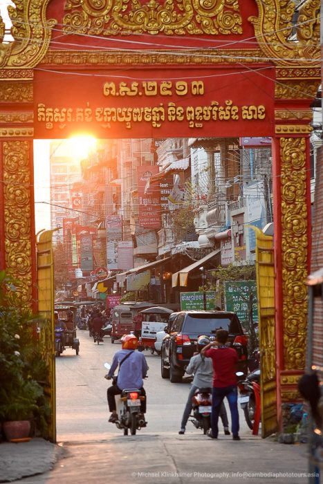 phnom penh temple gate sunset